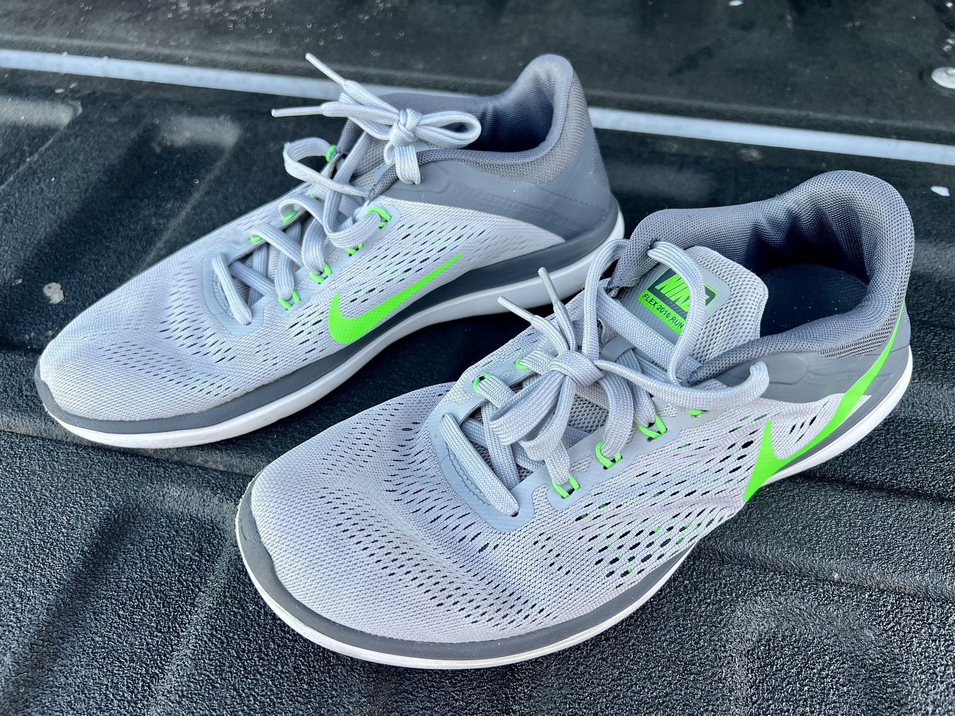 Nike Flex Running Shoes🏃♂️ US Men 9.5