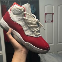 Jordan 11 Cherry