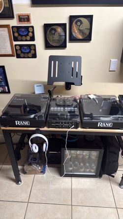Rane twelve mk 2 with deck savers