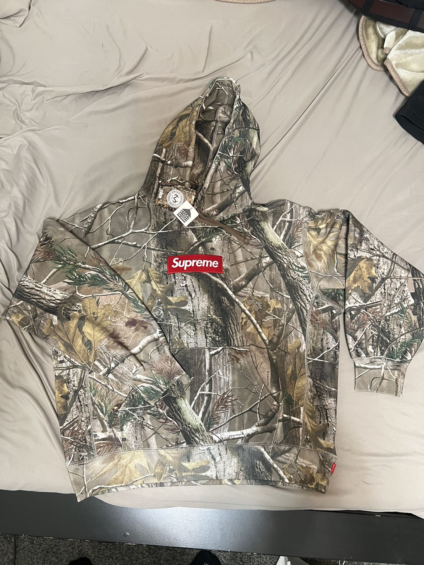 Supreme Box Logo Hoodie