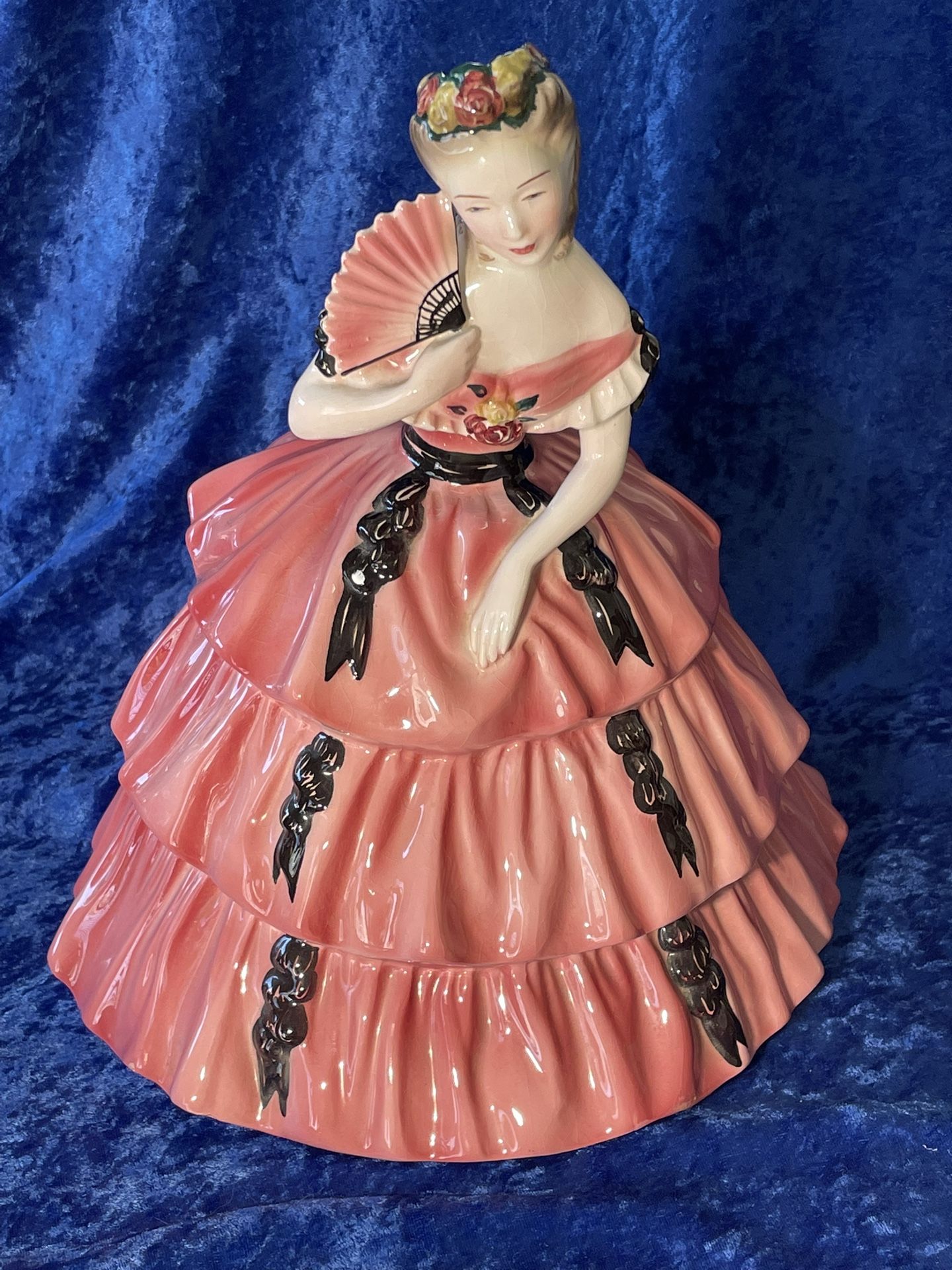 Goldscheider (MCM) Original “Courtesy” Lady Figurine Pink W/ Black Bows 10.5”