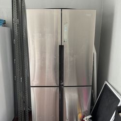 Refrigerator