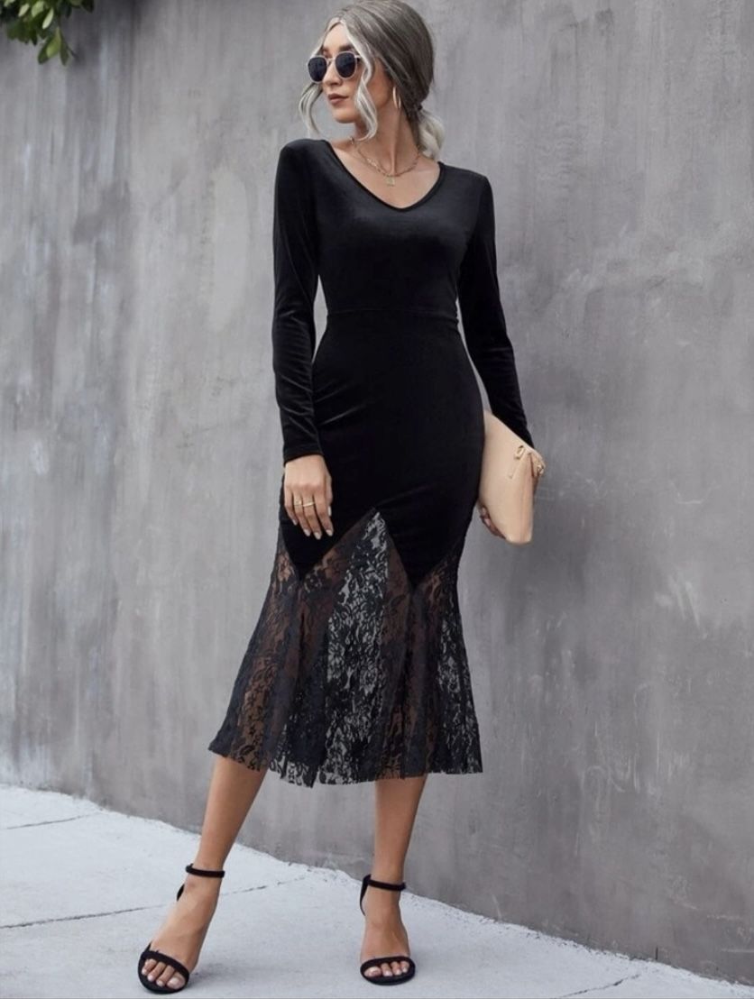 Contrast Lace Bodycon Dress With Velvet Mermaid Hem