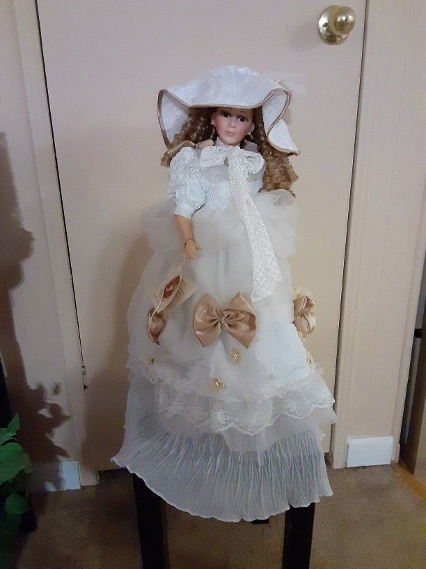 Porcelain dolls