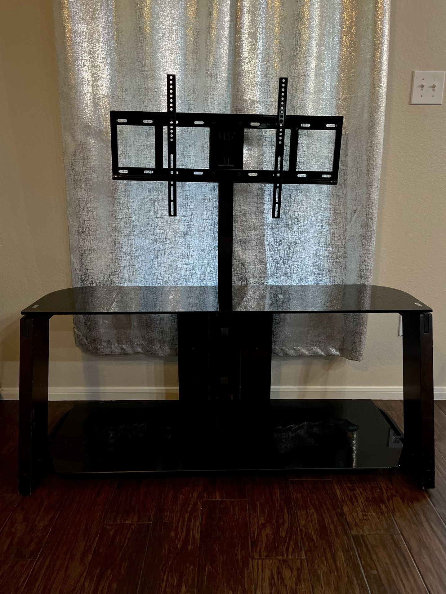 Tv Stand with mount for TV