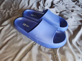 32 Degrees Cool Cushion Slides blue unisex Men's 4-5 and women's 6-7