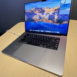 MacBook Pro M1 16” | 500GB NVMe SSD | 16GB LPDDR5 RAM