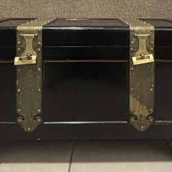 Antique Chinese Travel Trunk – Dragon & Crane Brass Lock