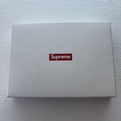 Supreme Zippo 