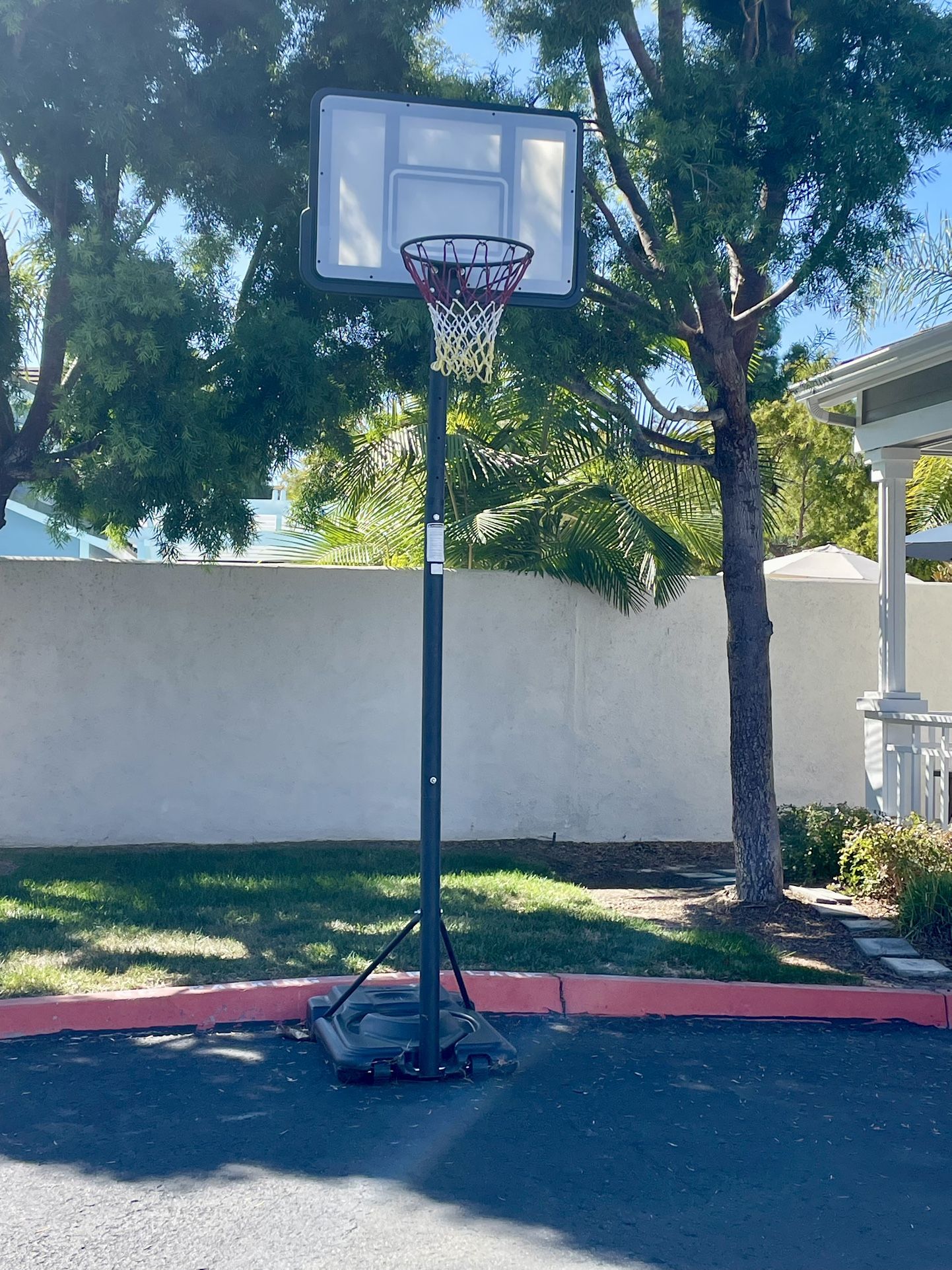 Outdoor Basketball hoop