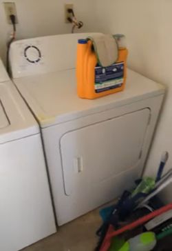 Amana Matching Washer & Dryer Set