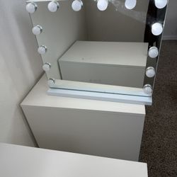 Vanity Mirror 