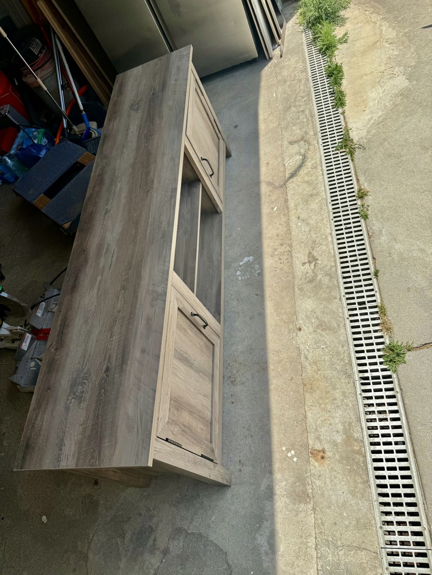 Modern Farmhouse Wooden TV Stand (up To 80 Inch Tv’s)