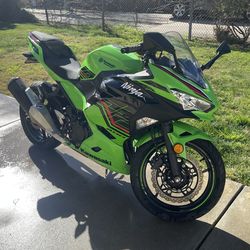 2023 Kawasaki Ninja 400