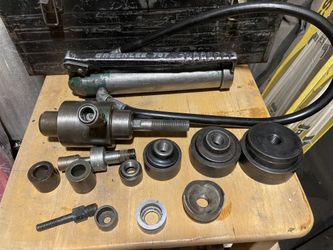 Greenlee 767 Hydraulic Pump & Punch Drivers