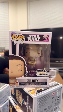 Funko pop power of the galaxy REY
