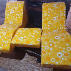 Kids Spongebob chairs and  table