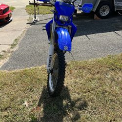 2005 Yamaha  Wrf250  Street Legal Low Hours 