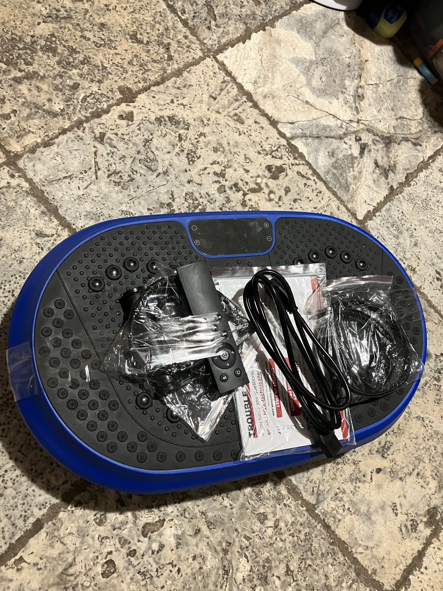 Vibration Plate Exercise Machine, Vibrating Fitness Platform for Lymphatic Drainage, Full Body Shaker Workout Equipment, Bluetooth Music Shaping Vibra