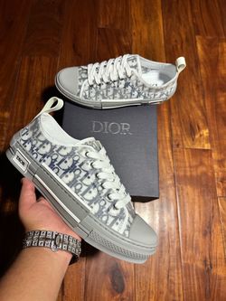 Dior B23