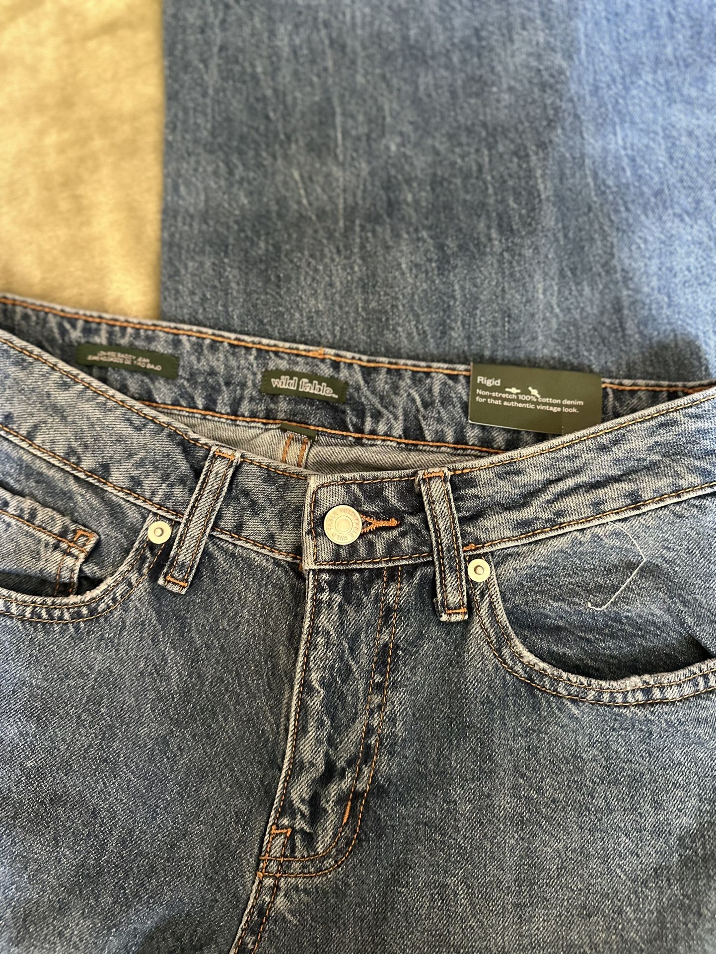 baggy jeans