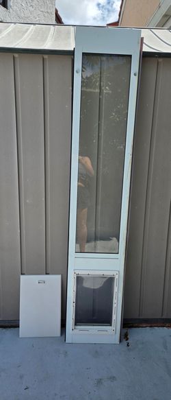 Aluminum Pet Patio Door, 10-1/2" x 15" Flap Size
Adjustable Height 77-5/8" to 80-3/8", White