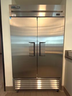 TRUE brand commercial Refrigerator