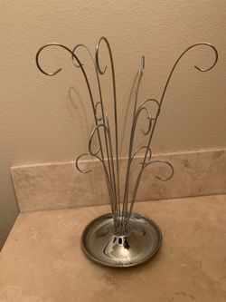 Umbra Jewelry Stand