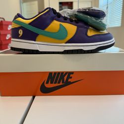 Nike Dunk Low ( Lisa Leslie )