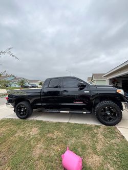 Toyota Tundra 2014