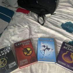Full Hunger Games Books 