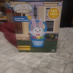 Gemmy Airblown Inflatable Yard Decor LED Easter Bunny 4.5 Ft Tall 