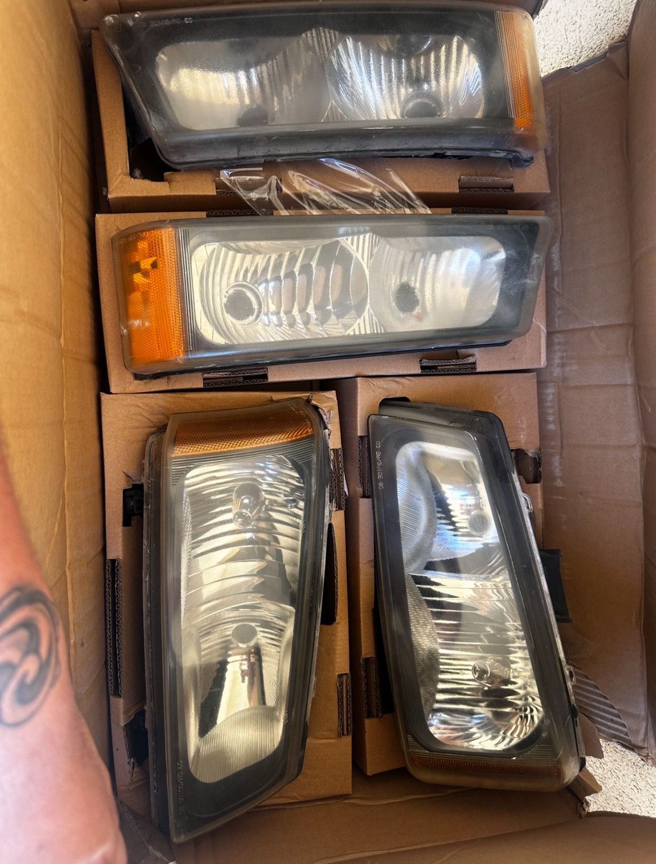 OEM 07 Silverado Headlight