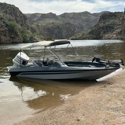 89 Bass Tracker 16ft
