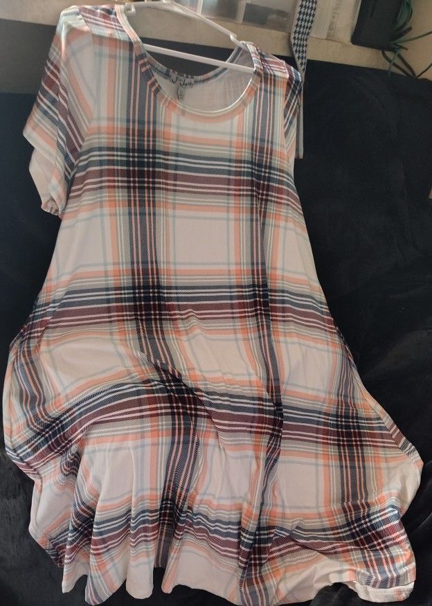 NWT size XL