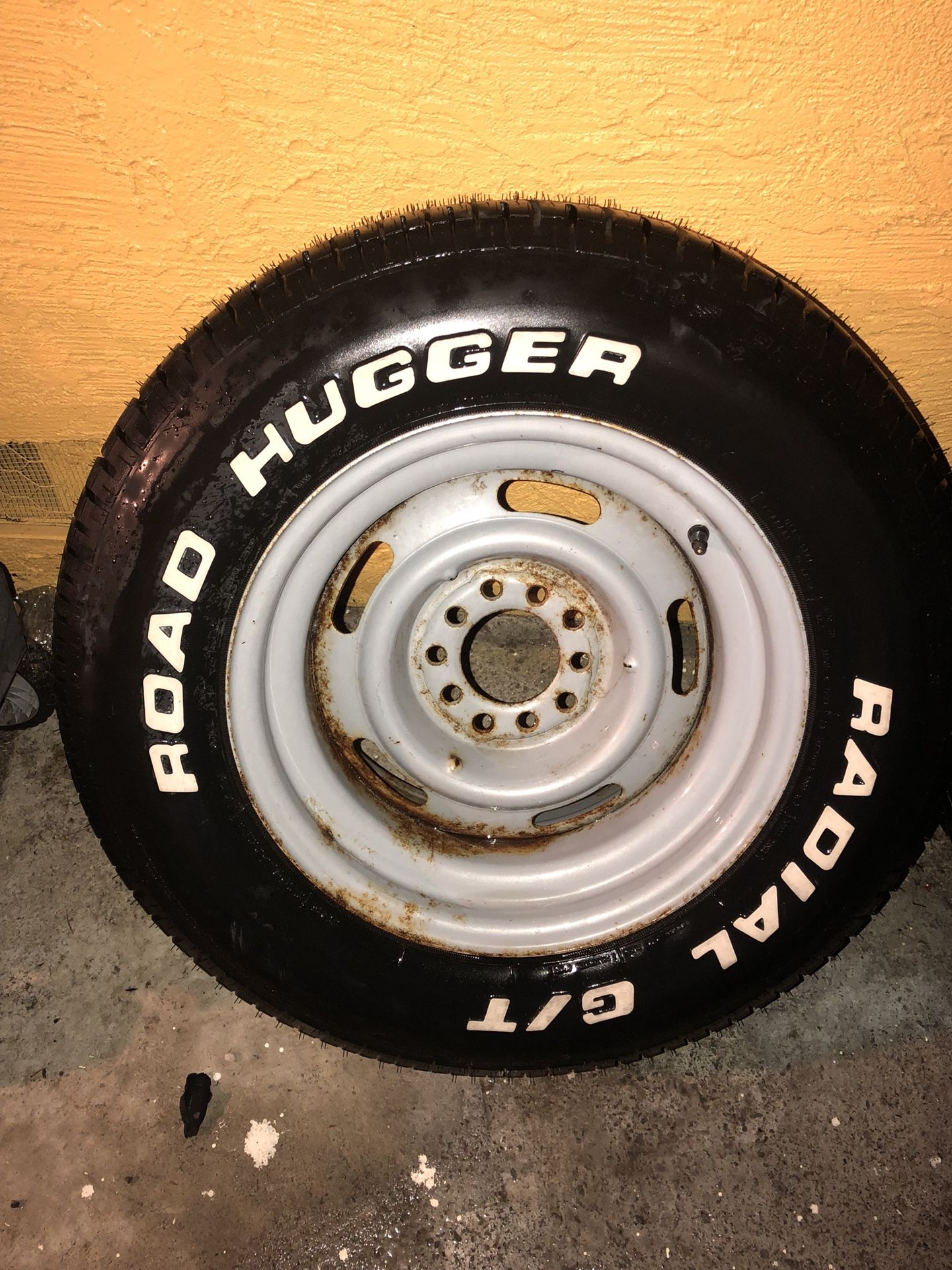 RADIAL GT ROAD HUGGER P255/60 R15 TIRES