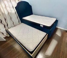 Twin Velvet Bed With Trundle