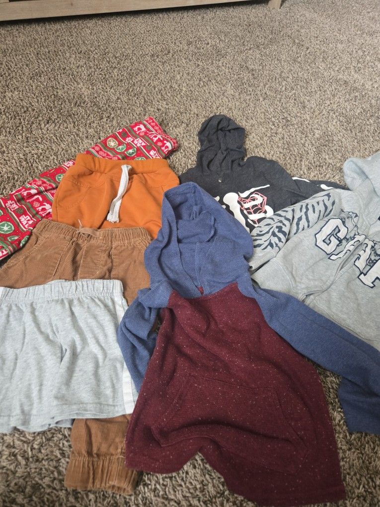 Toddler Boy Clothing Lot 2T β Hoodies, Pants, PJs, & Shorts π