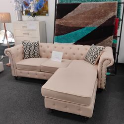 Ivory Microfiber Couch With Chaise