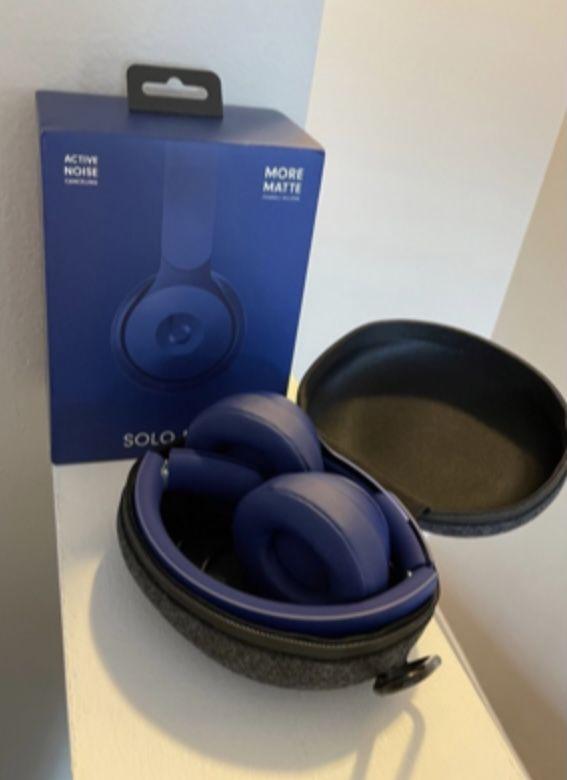BEATS SOLO PRO