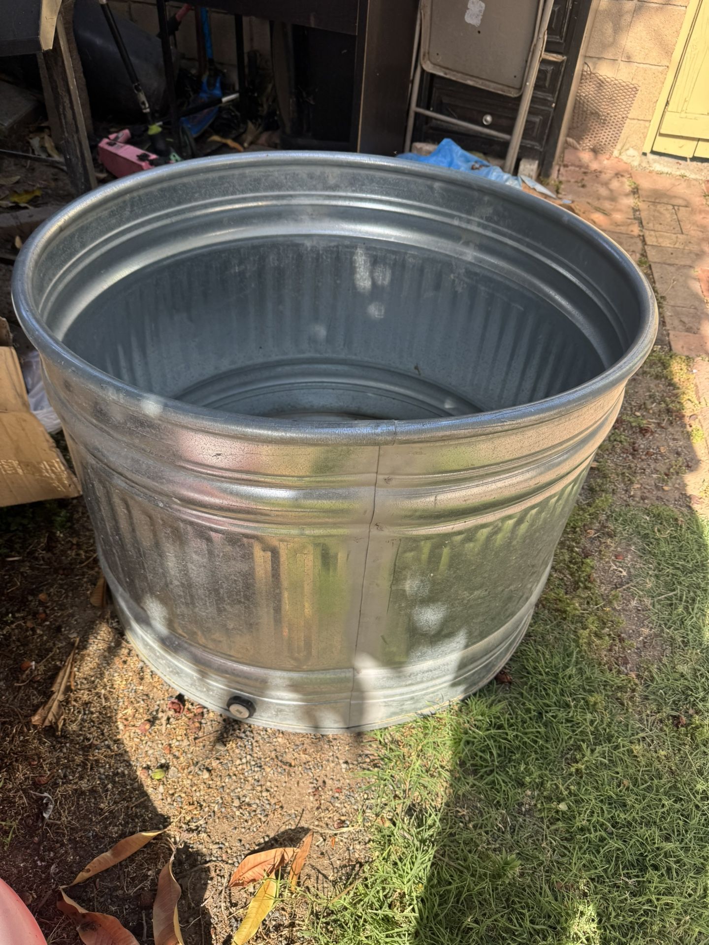 Behlen Country 3x2’ Stock Tank