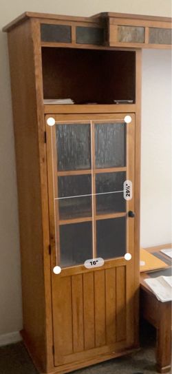 Entertainment center