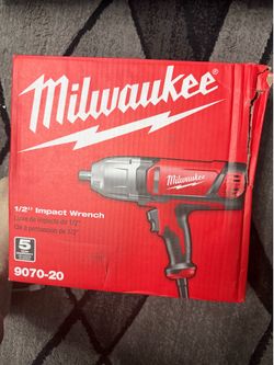 1/2 in. Impact Wrench with Rocker Switch and Detent Pin Socket Retention