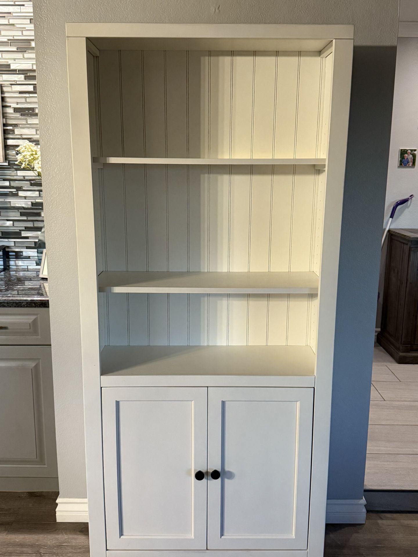 White Wood Bookcase