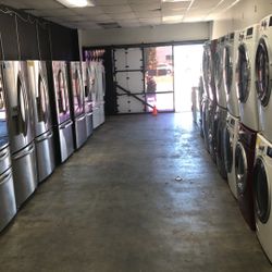 Refrigerator And Set Washer And Dryer 