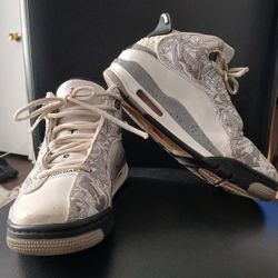 Nike Air Jordan. Dub Zero White Cement Gray Sneakers.  311047-105 Boys 6Y.