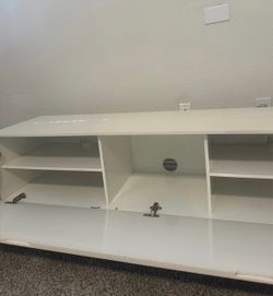 White TV Stand / Entertainment Center