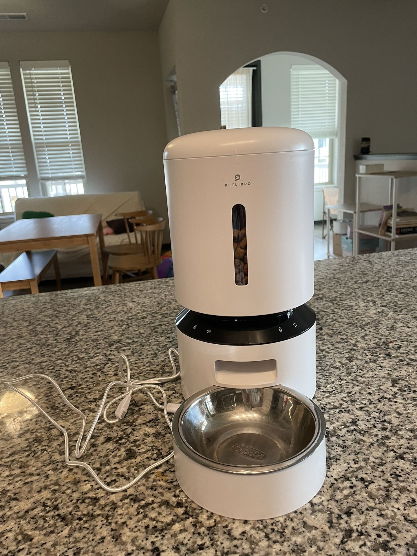 PETLIBRO Automatic Cat Feeder, 5G WiFi Automatic Dog Feeder with Freshness Preservation, 5L Timed Cat Feeder with Low Food Sensor, Up to 10 Meals