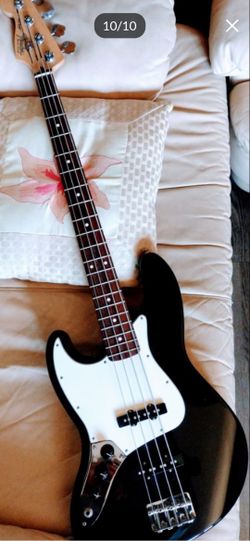 Fender Bass Genuine Quality For The Rare Left Handed Player, Awesome MiM Performer in Great Shape; Best $ Or Trade a Telecaster