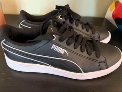 Puma-Women’s Size 6 shoes